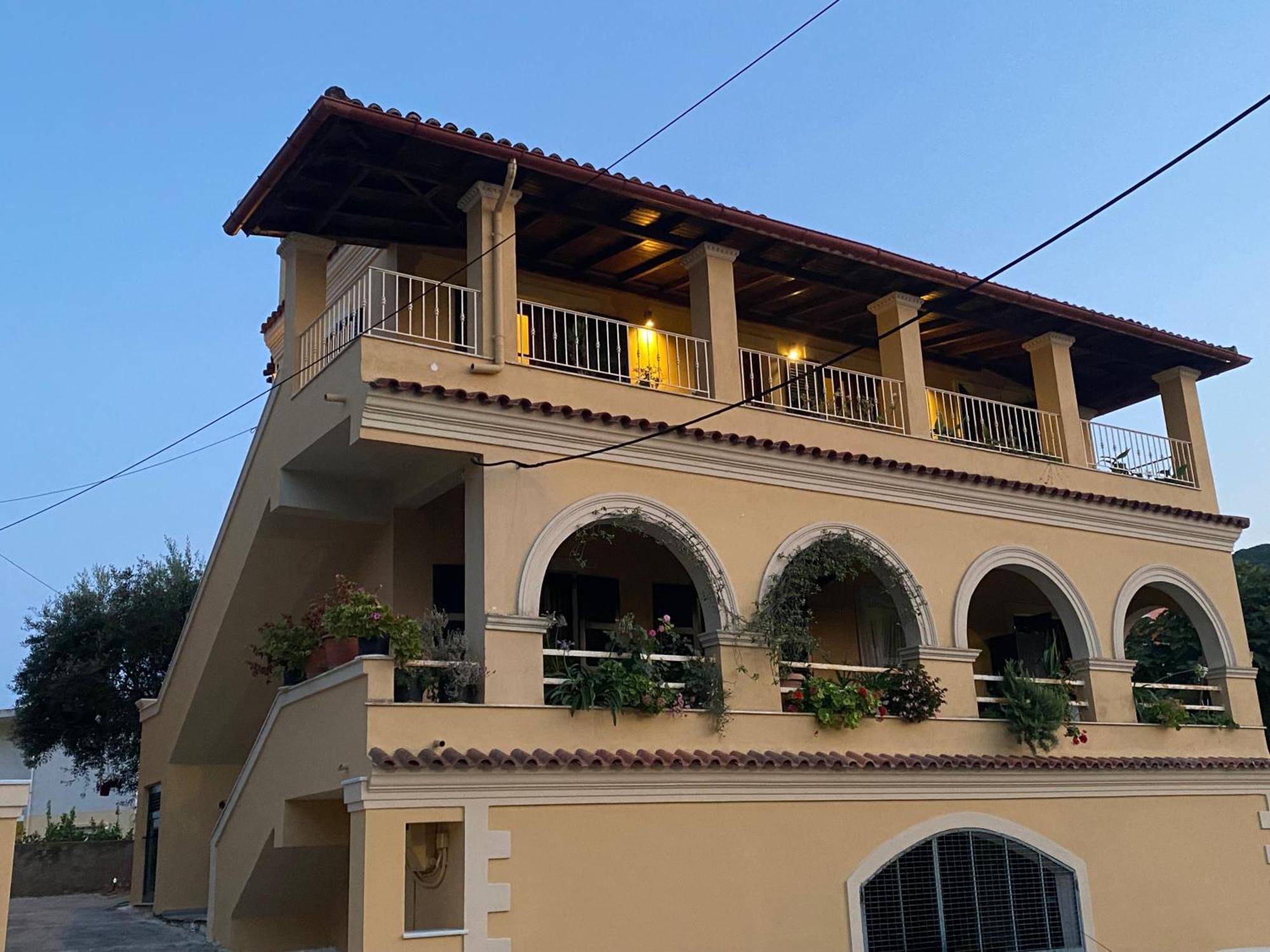 Alexandra'S Boutique House Villa Kato Garouna Kültér fotó